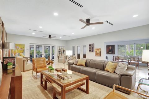 1128 W Cypress Dr V-15 Pompano Beach FL 33069