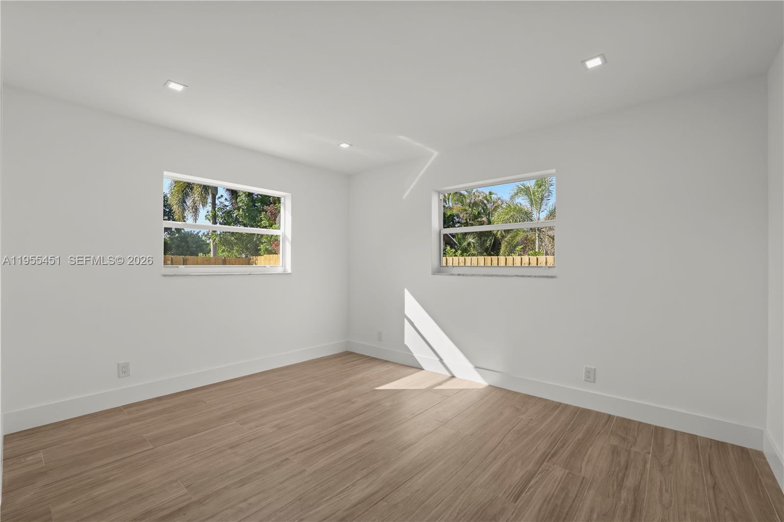 CORAL HIGHLANDS - Residential