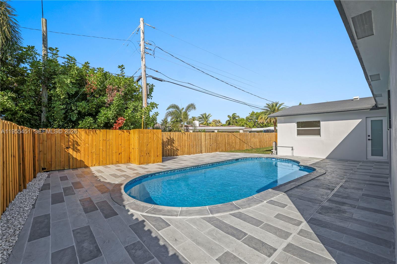 CORAL HIGHLANDS - Residential