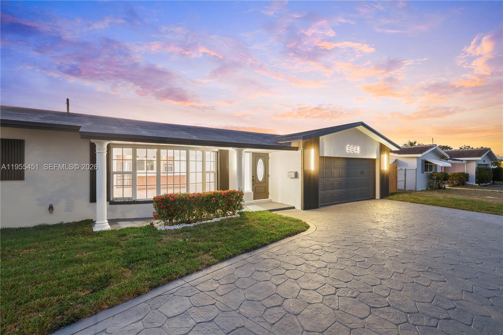 CORAL HIGHLANDS - Residential