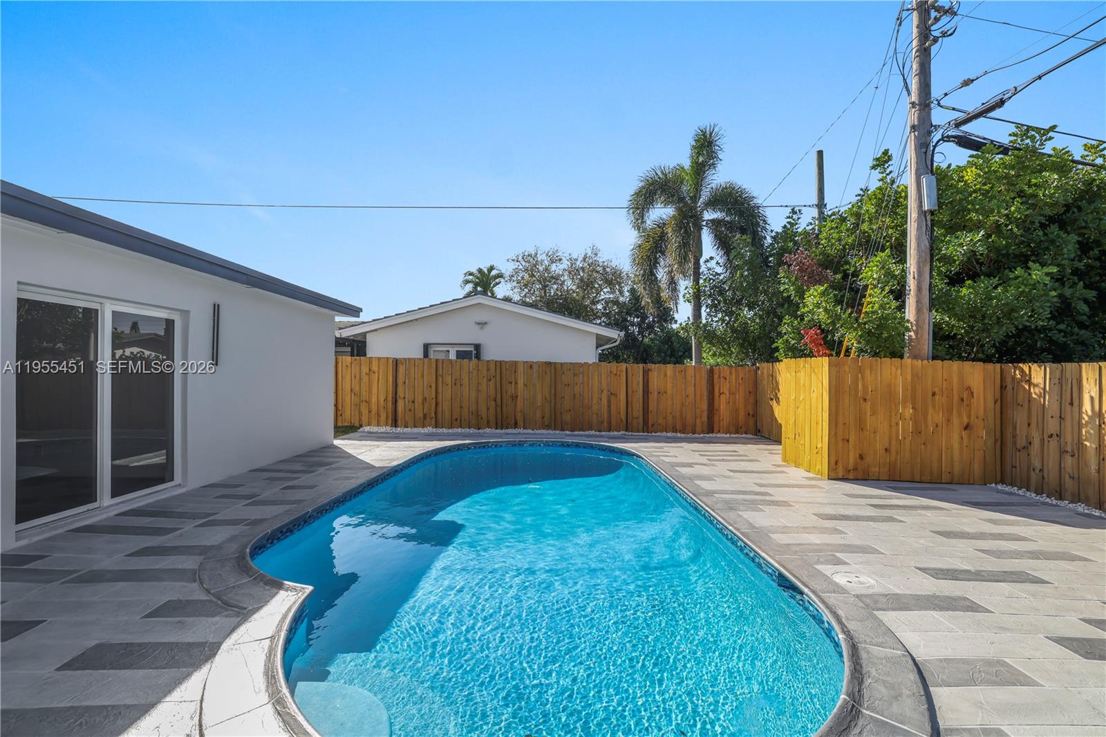 CORAL HIGHLANDS - Residential