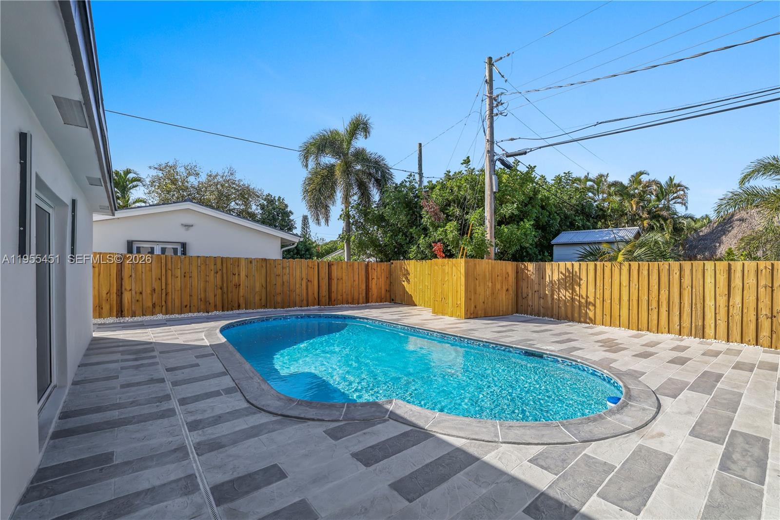 CORAL HIGHLANDS - Residential