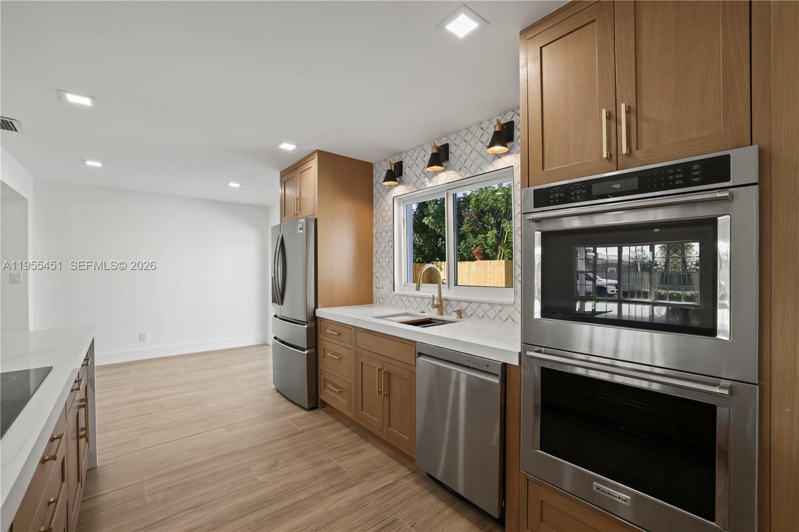 CORAL HIGHLANDS - Residential