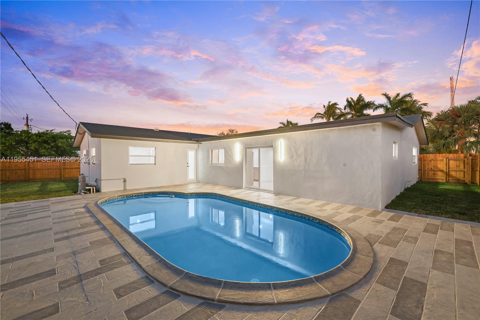 CORAL HIGHLANDS - Residential