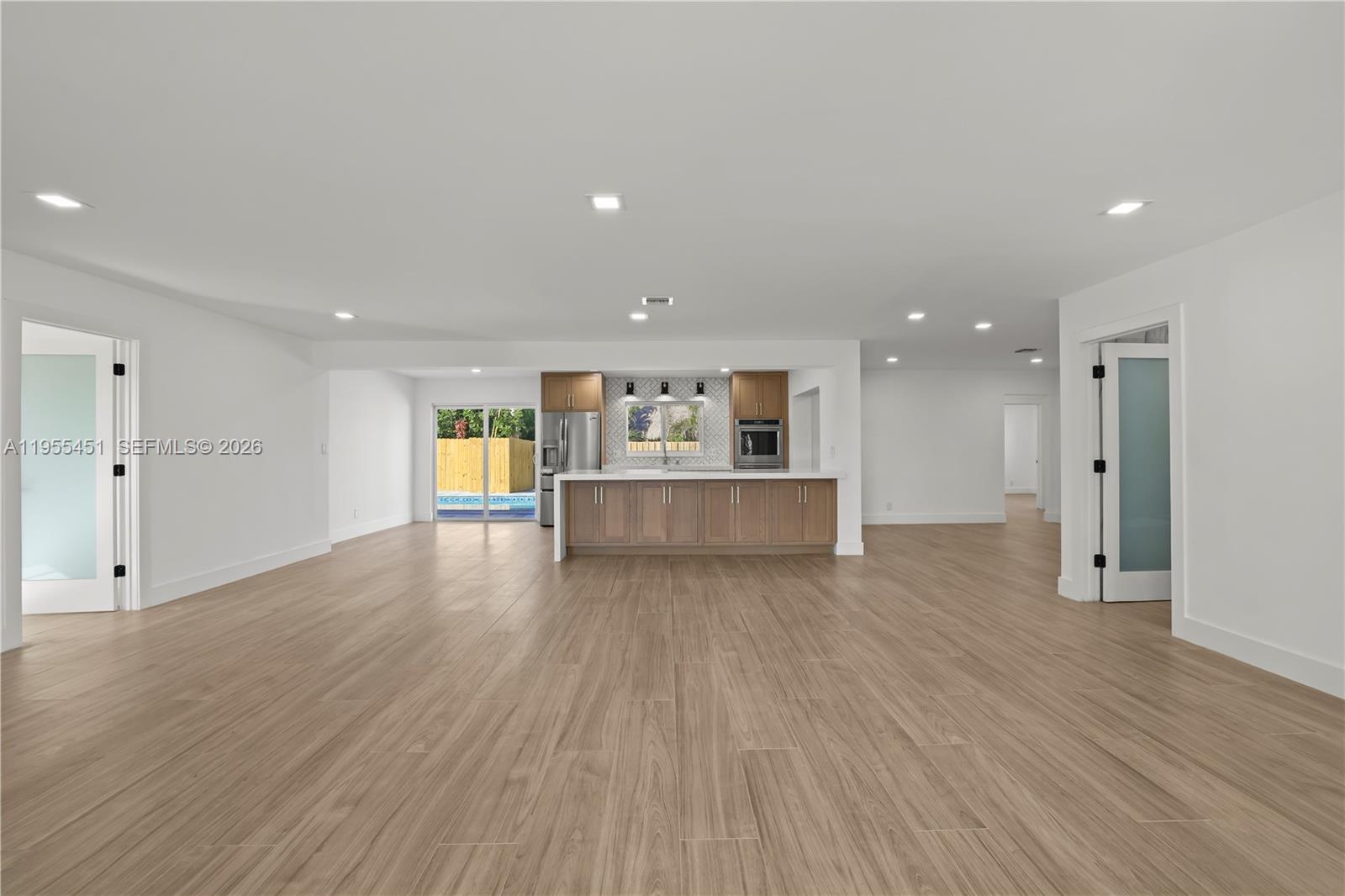 CORAL HIGHLANDS - Residential