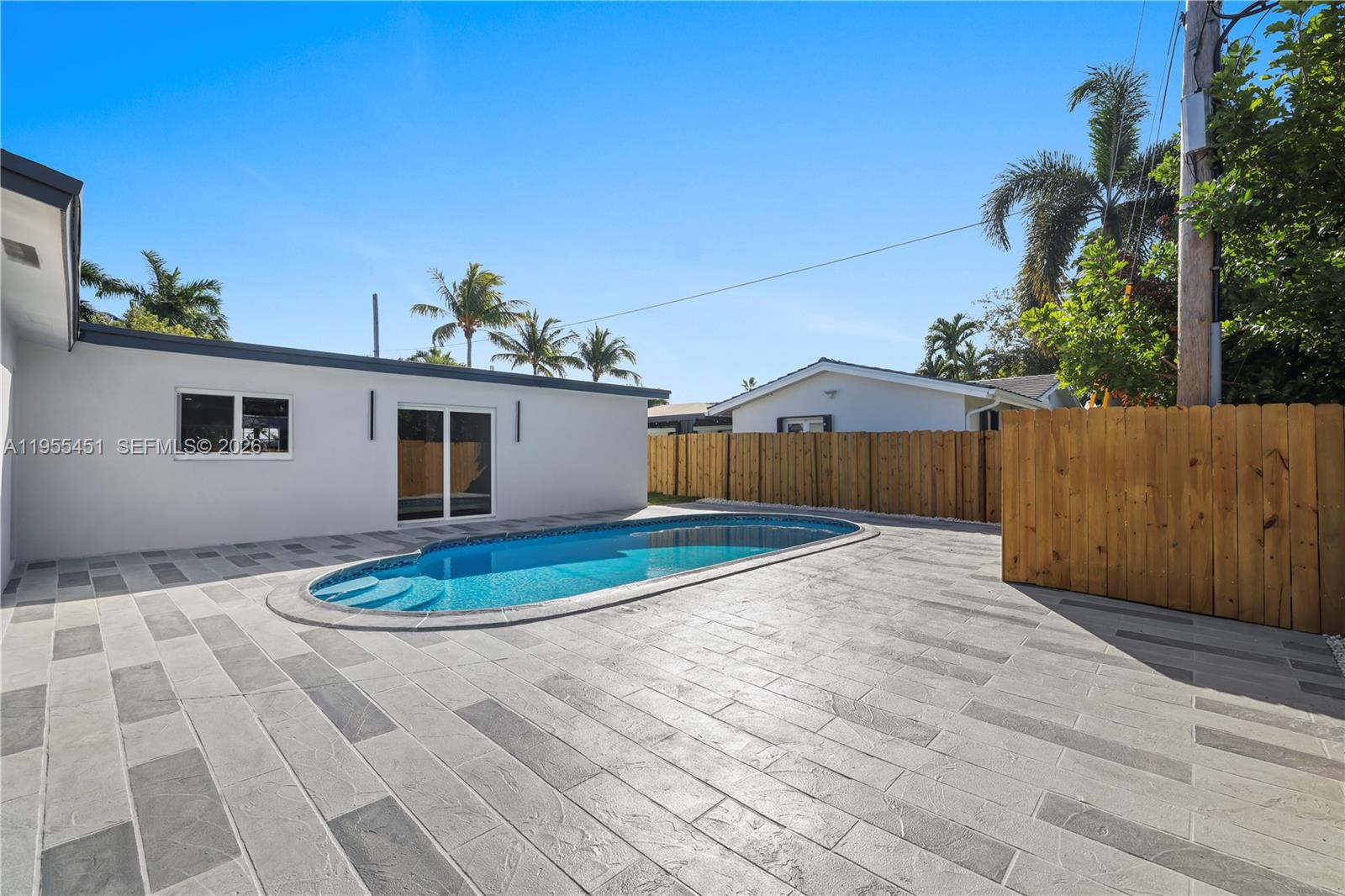 CORAL HIGHLANDS - Residential