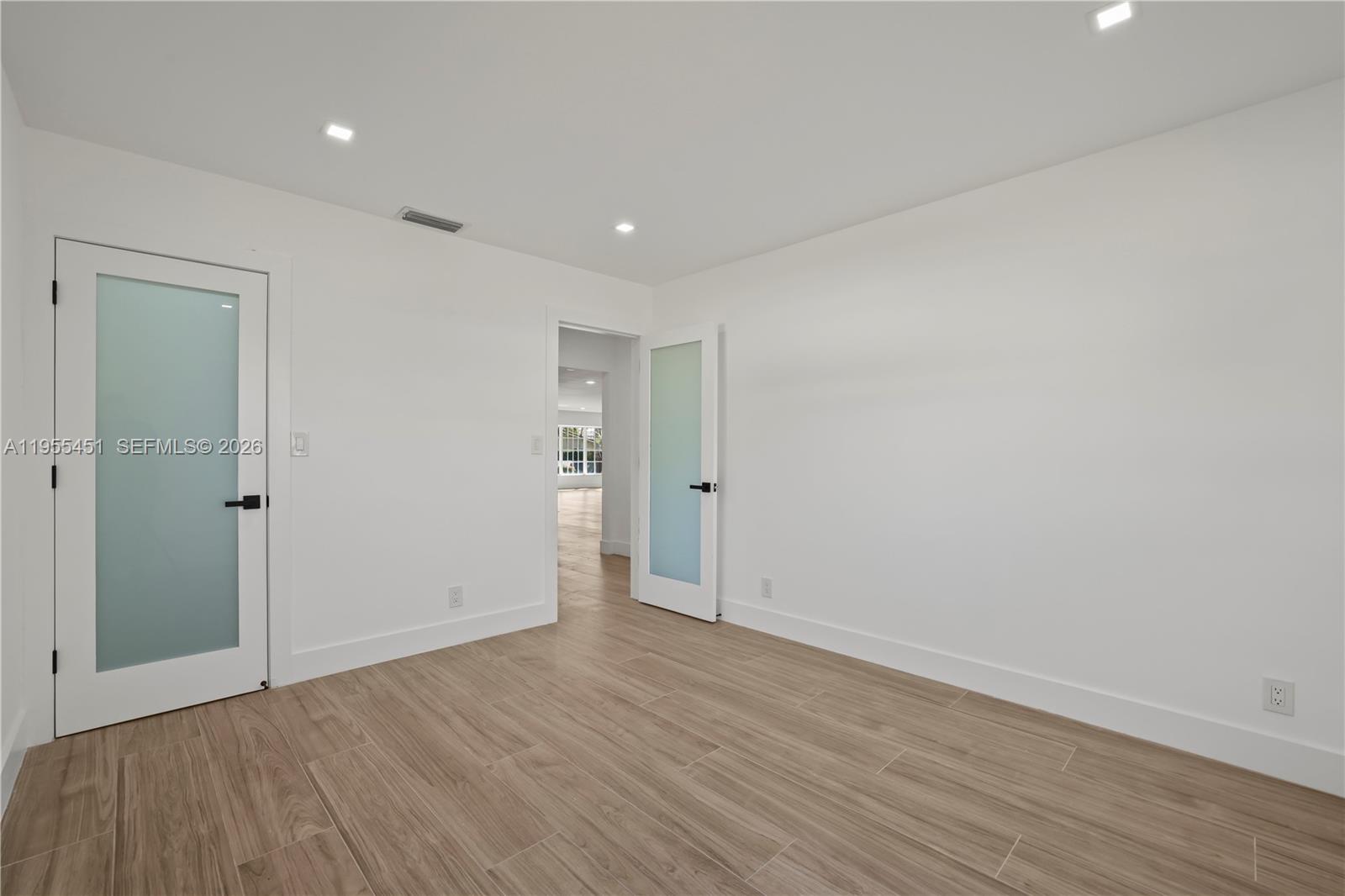 CORAL HIGHLANDS - Residential