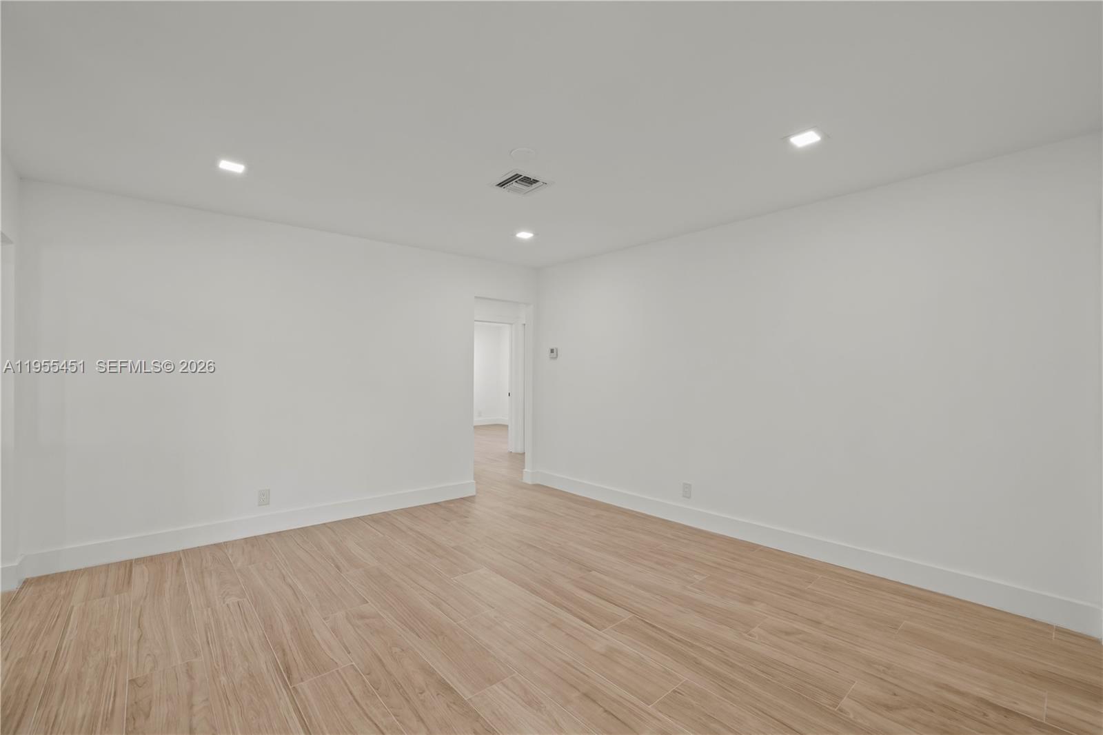 CORAL HIGHLANDS - Residential