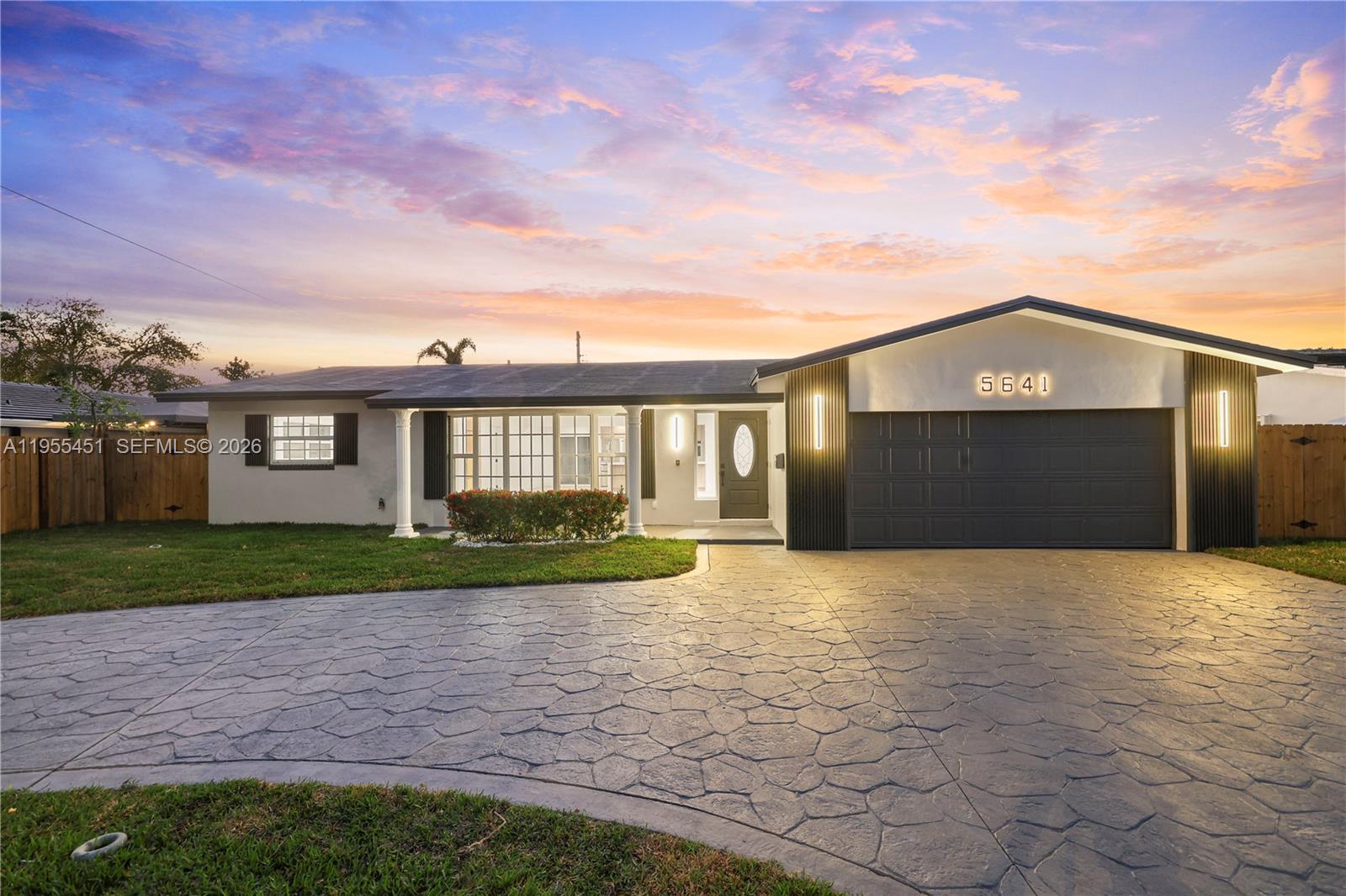 CORAL HIGHLANDS - Residential