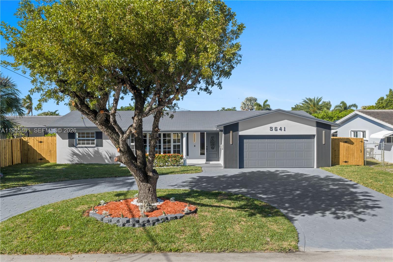 CORAL HIGHLANDS - Residential