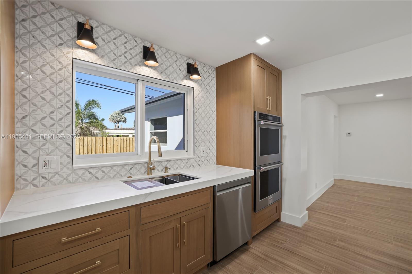 CORAL HIGHLANDS - Residential