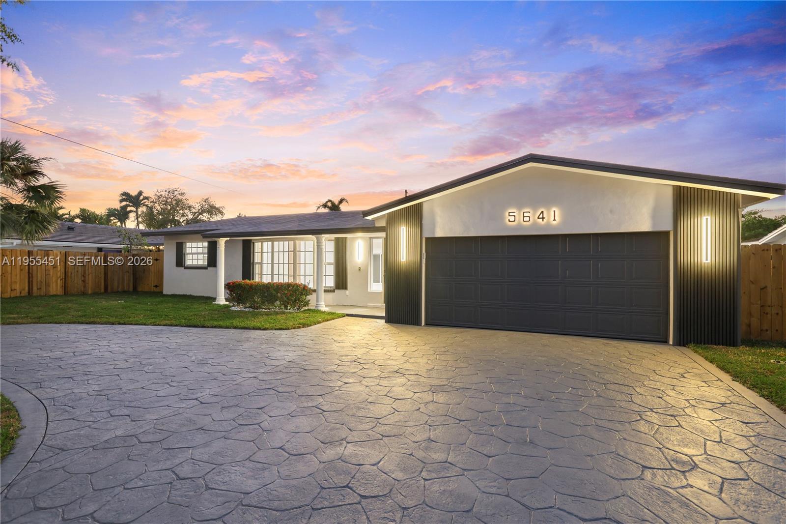 CORAL HIGHLANDS - Residential