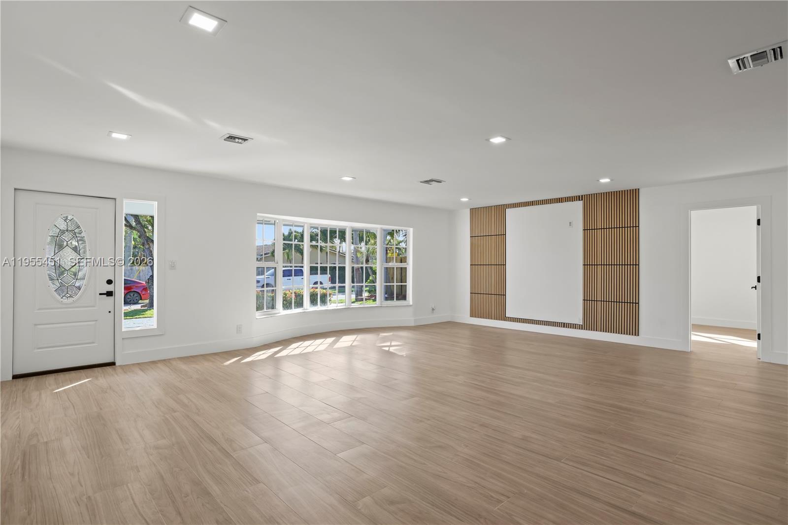 CORAL HIGHLANDS - Residential