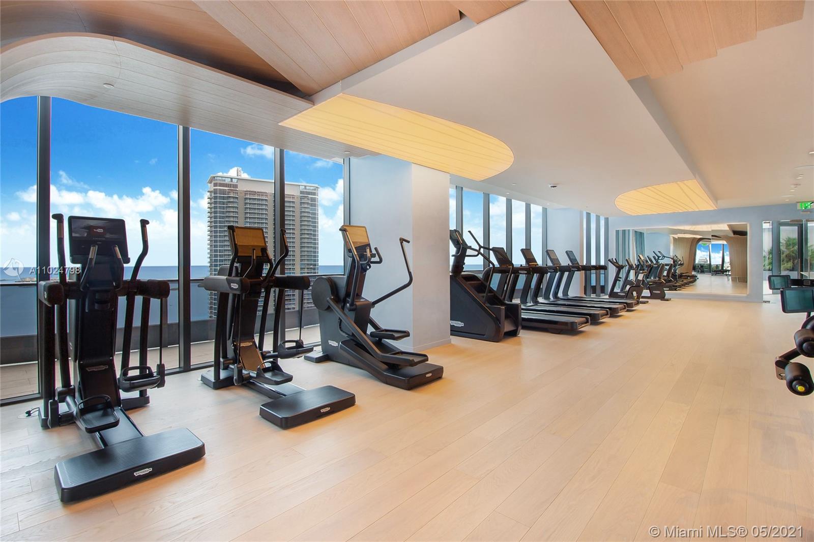 Brickell Flatiron Condo - Residential