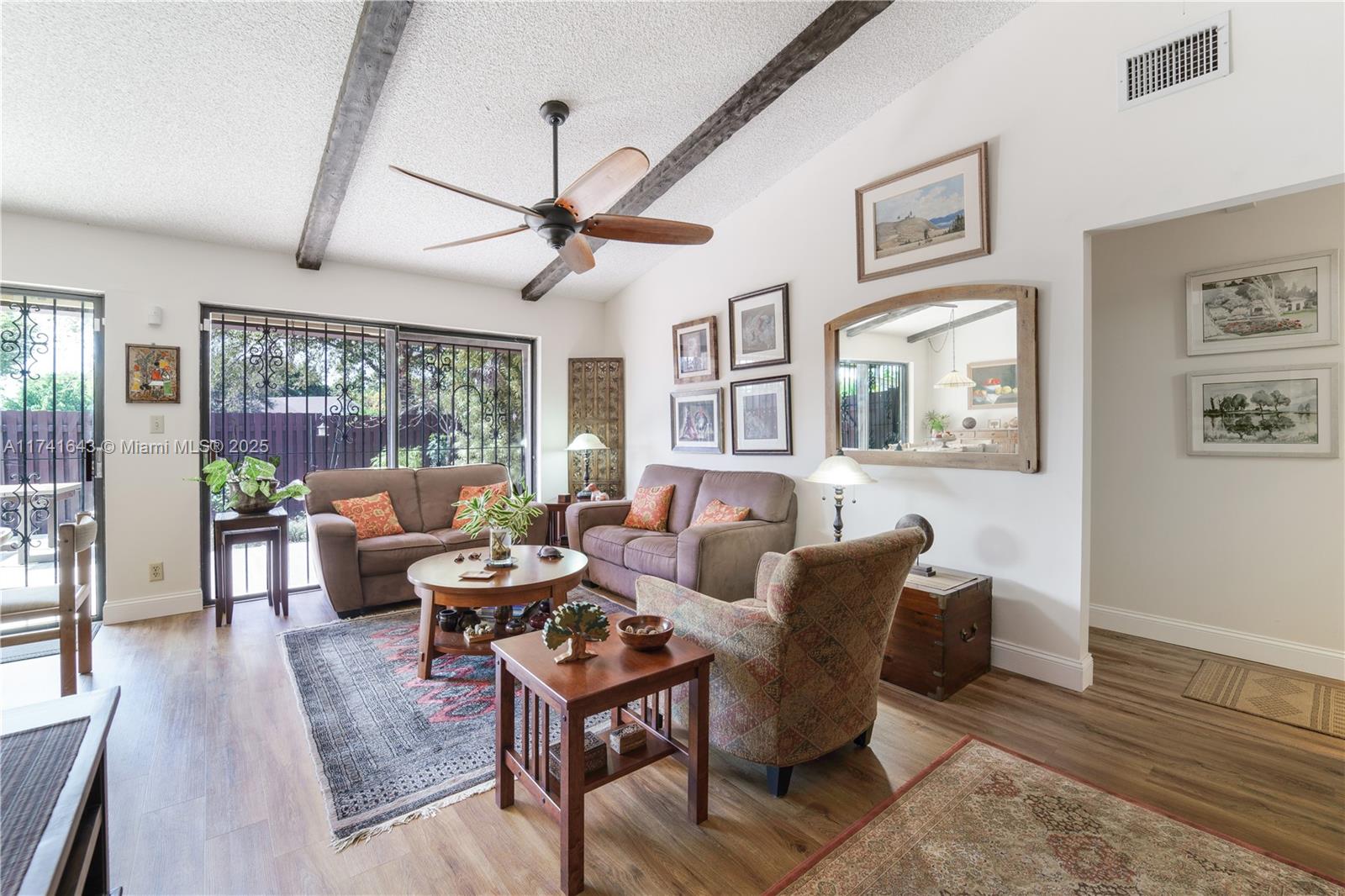 11356 SW 116th Terr Rd, Miami, FL, 33176/$510,000 2 11356 SW 116th Terr Rd