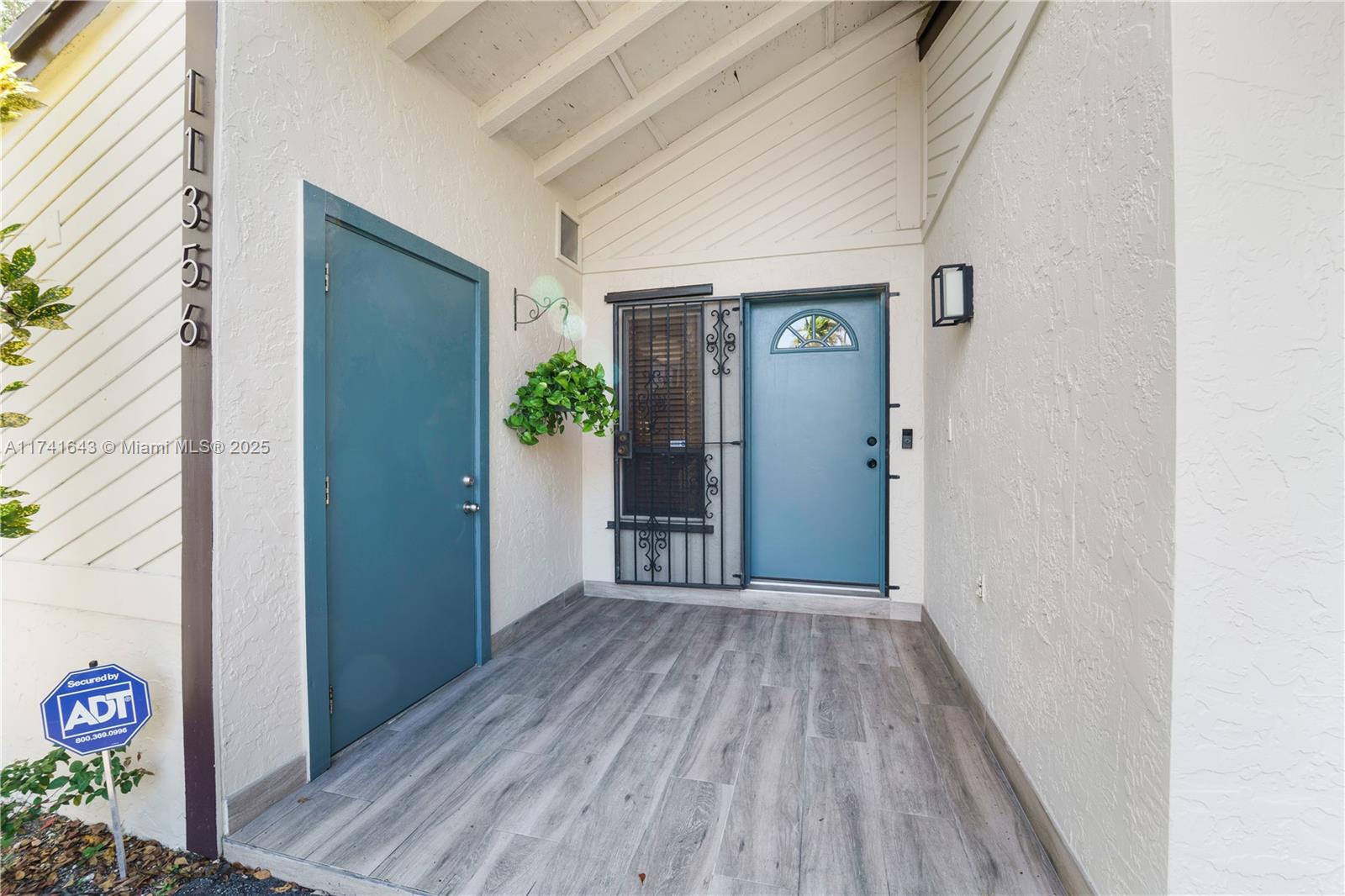 11356 SW 116th Terr Rd, Miami, FL, 33176/$510,000 1 11356 SW 116th Terr Rd