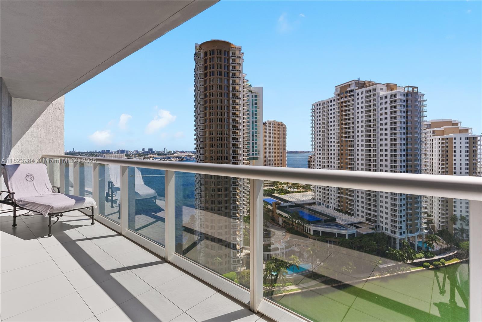 ICONBRICKELL CONDO NO 1 - Residential