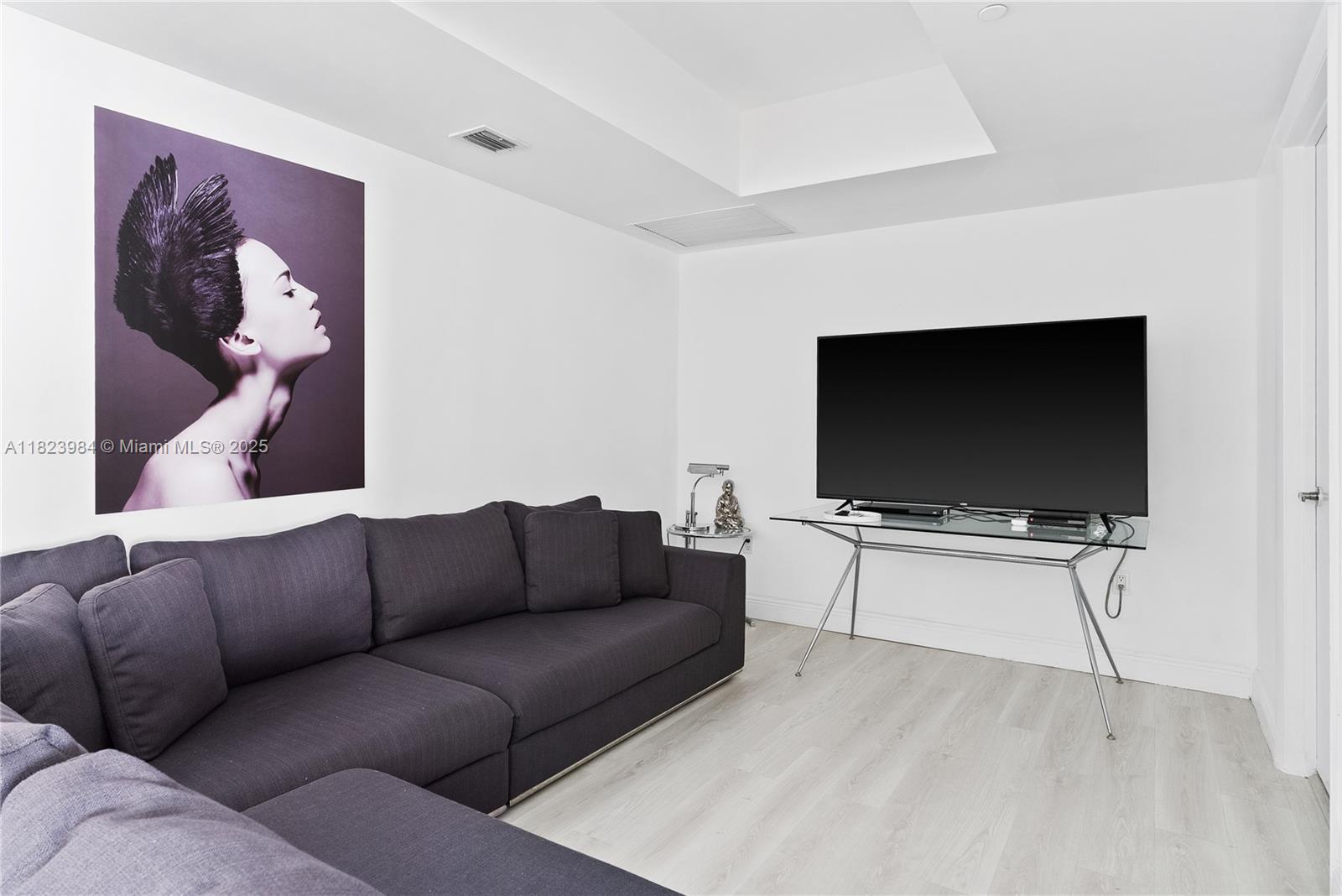 ICONBRICKELL CONDO NO 1 - Residential