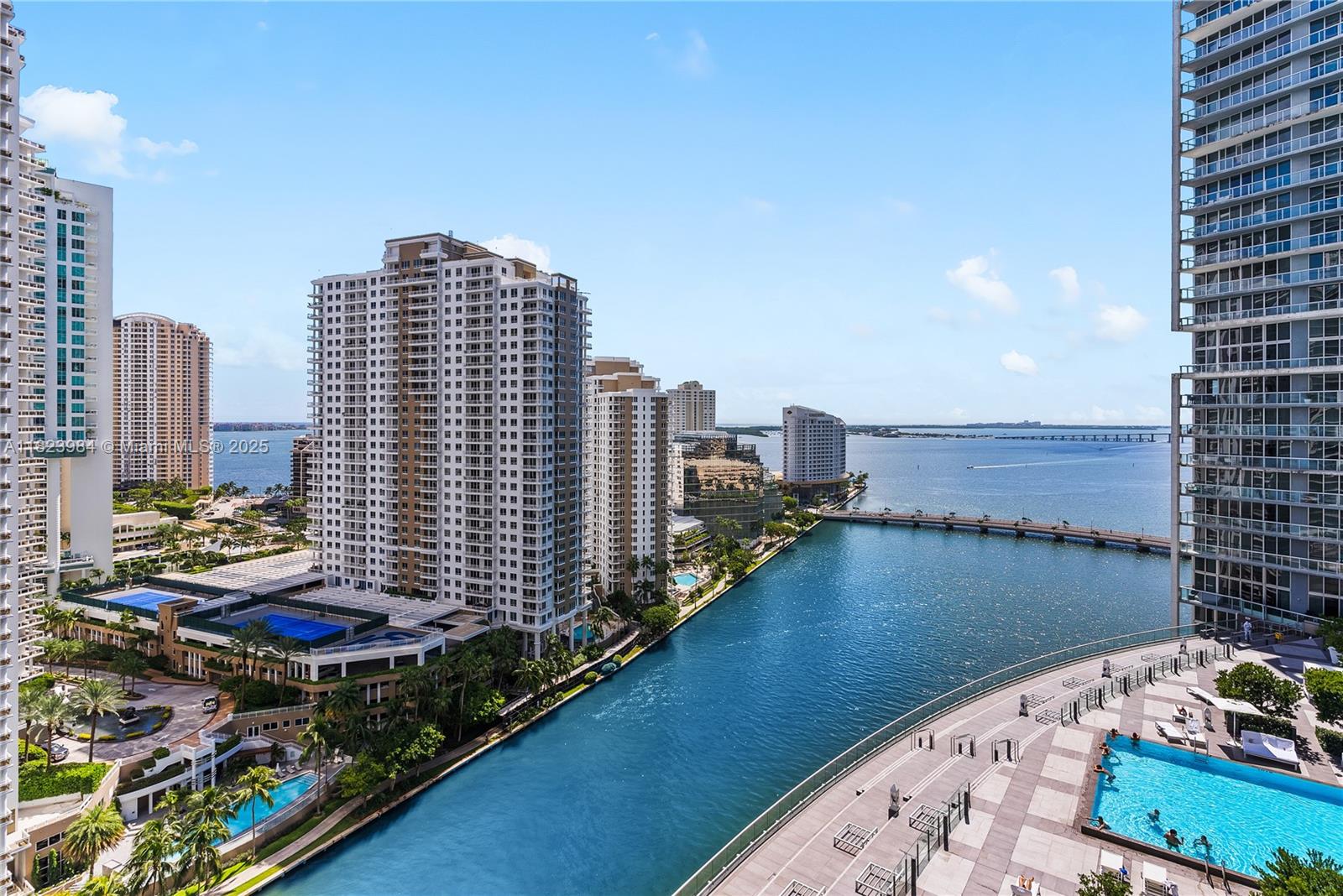 ICONBRICKELL CONDO NO 1 - Residential