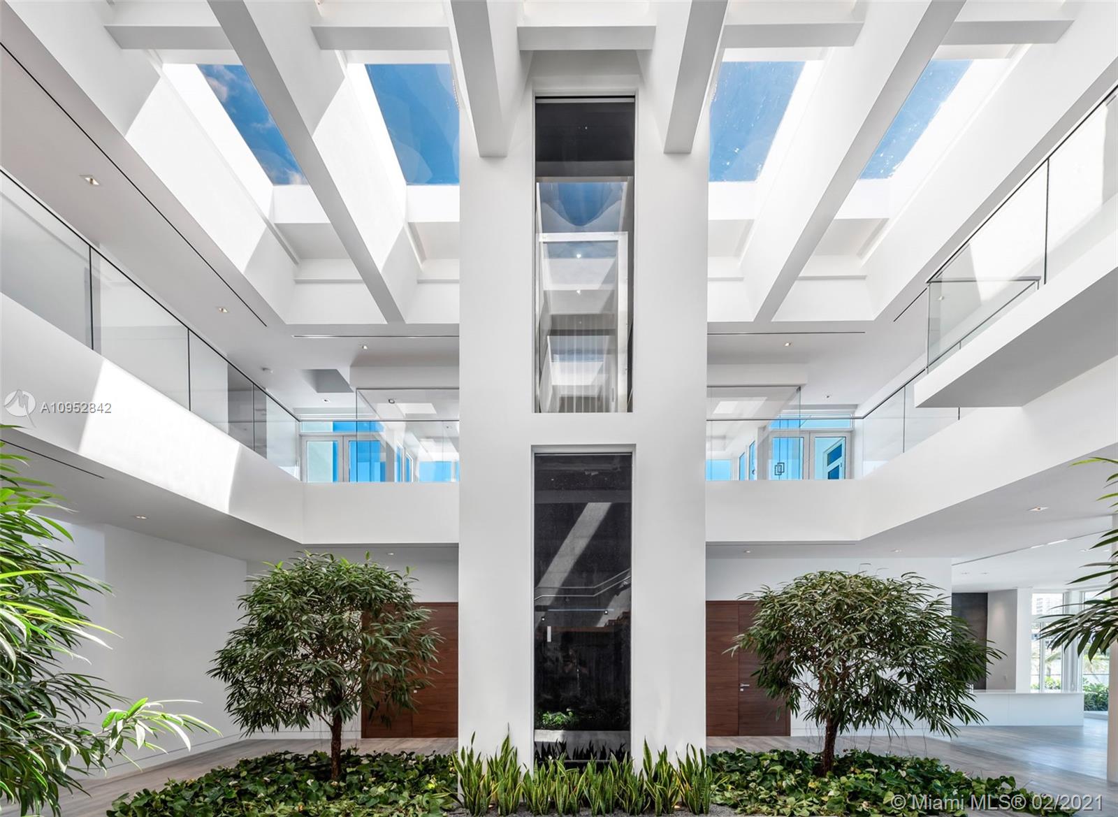 GOLDEN BEACH SEC E - Residential