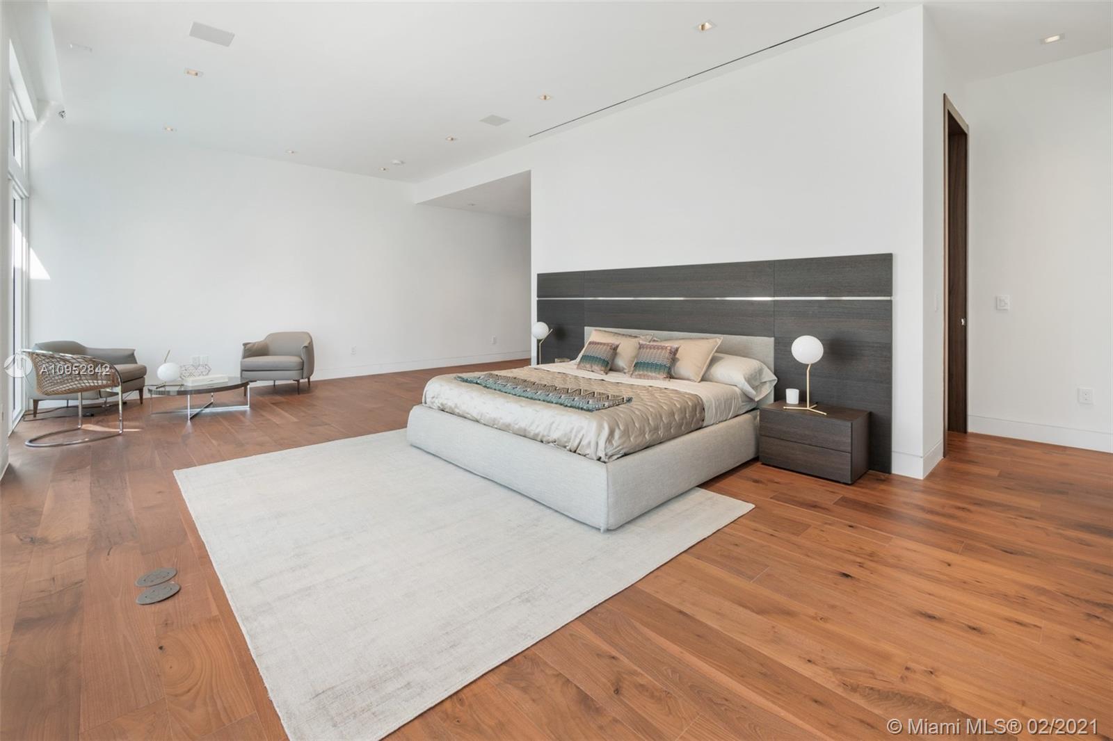 GOLDEN BEACH SEC E - Residential