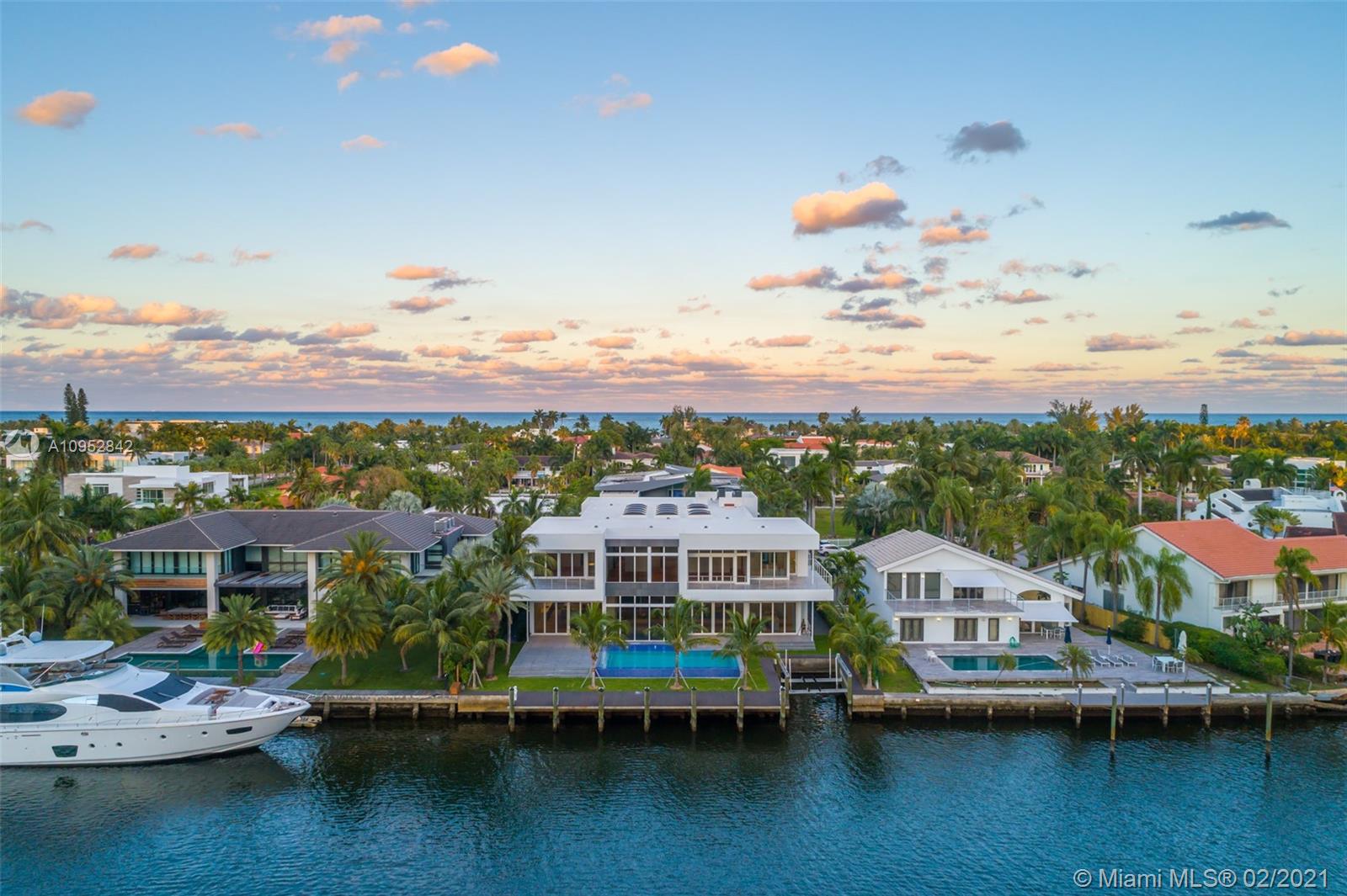 GOLDEN BEACH SEC E - Residential