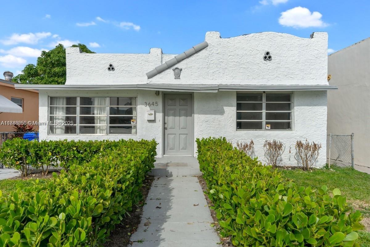 Rental Property at 3645 Sw 25th Ter, Miami, Broward County, Florida - Bedrooms: 2 
Bathrooms: 2  - $3,300 MO.