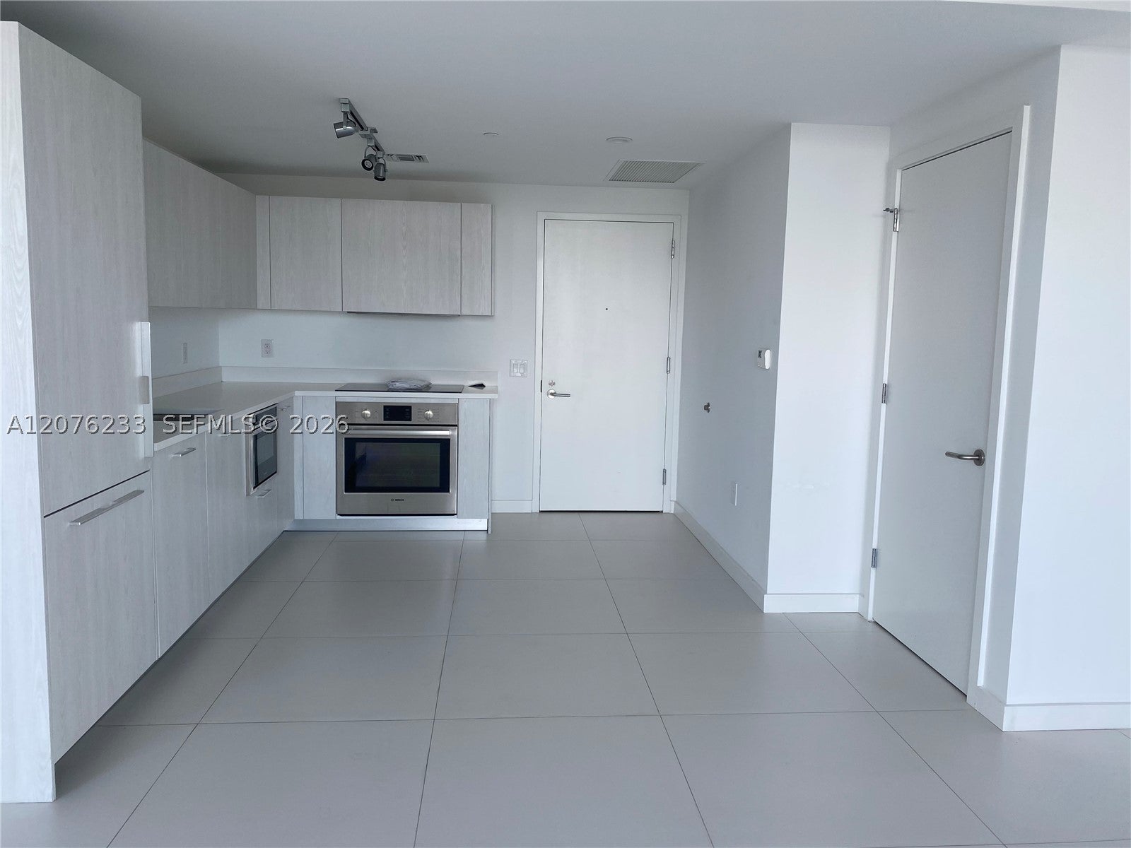 501 NE 31st St 2509