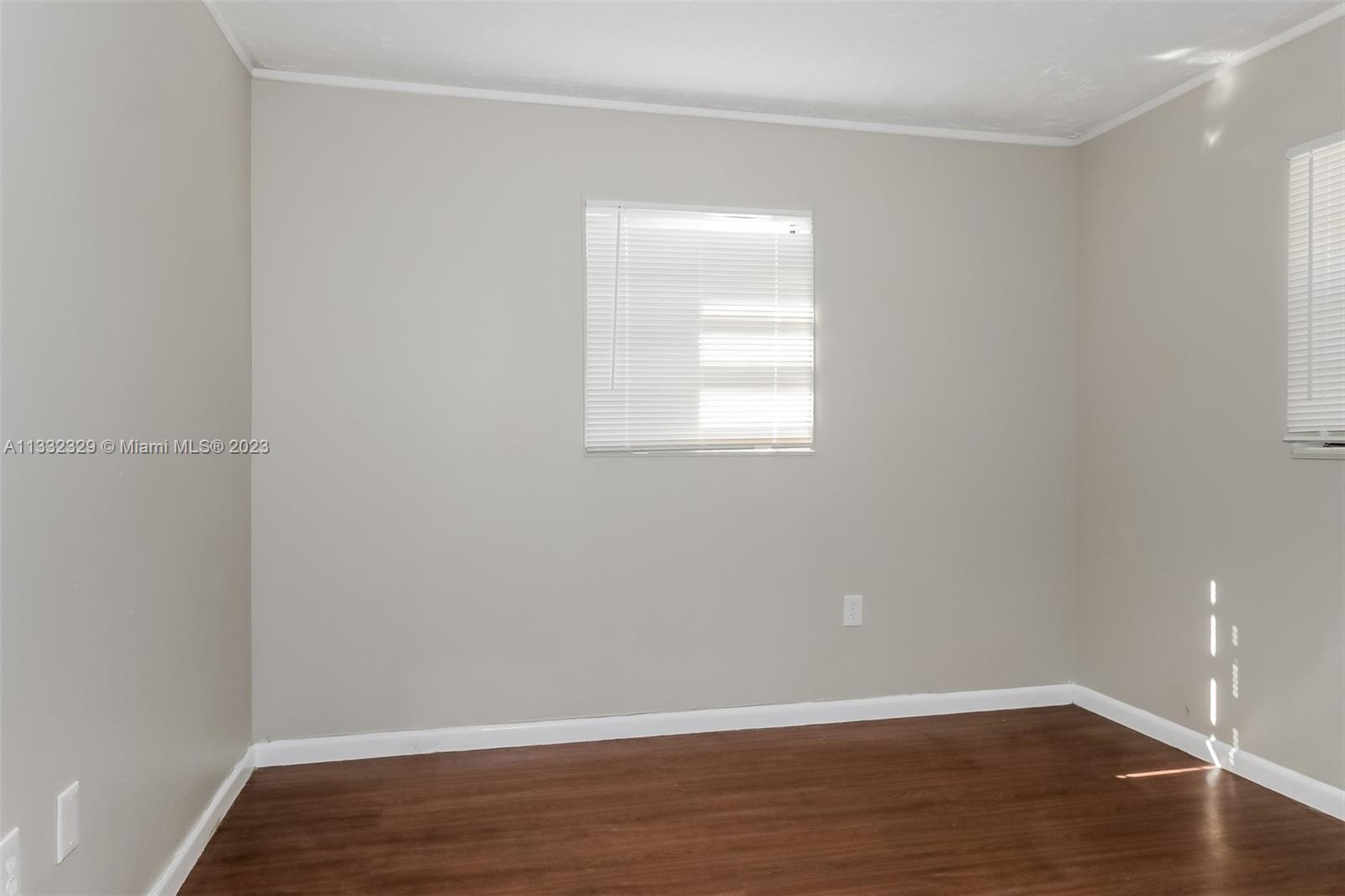 MEADOWBROOK 1 - Residential Lease