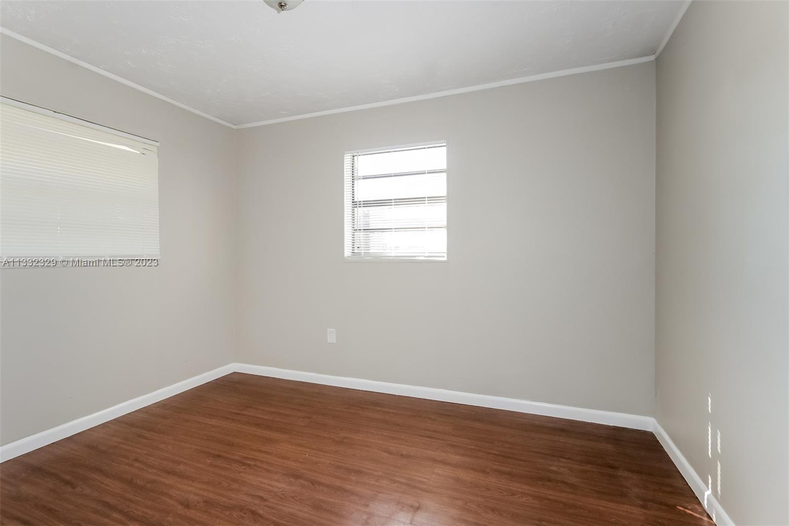 MEADOWBROOK 1 - Residential Lease