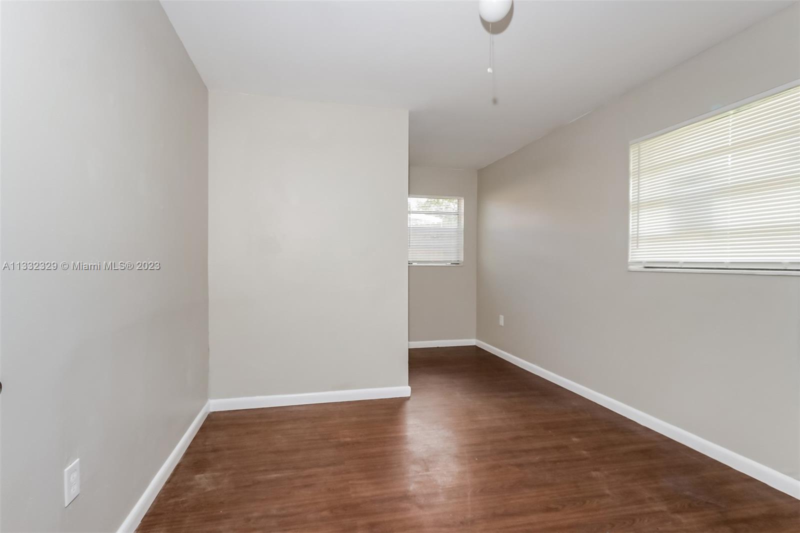 MEADOWBROOK 1 - Residential Lease