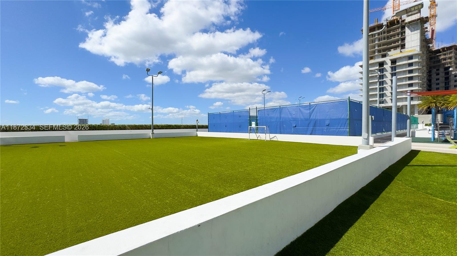 THE HARBOUR NORTH CONDO - Residential