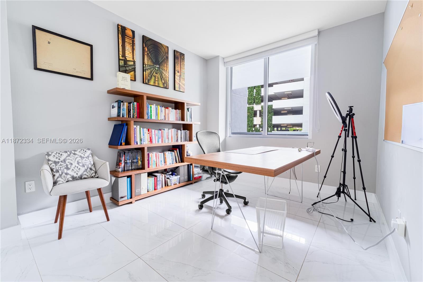 THE HARBOUR NORTH CONDO - Residential