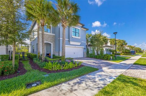 2454 Primrose Pl Oakland Park FL 33309