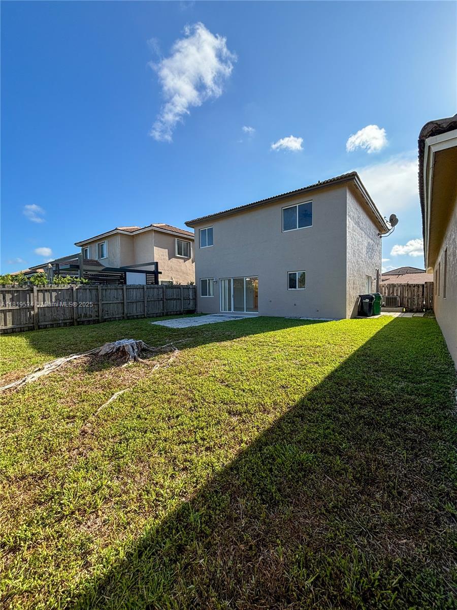 LAKES BY THE BAY SEC 12 - Residential Lease