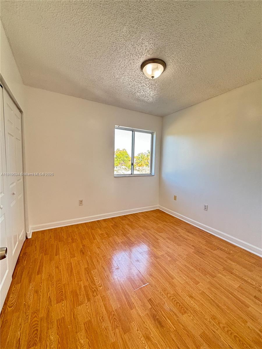 LAKES BY THE BAY SEC 12 - Residential Lease