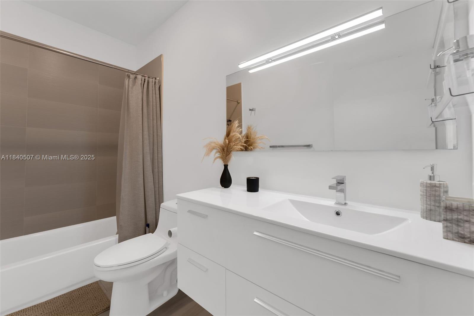 PLANTATION BUSINESS PARK - Residential