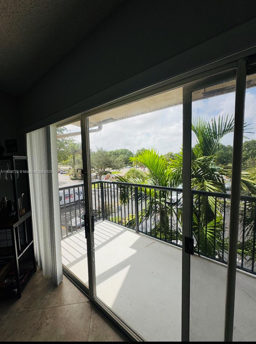 EDGEWATER CONDO - Residential Lease