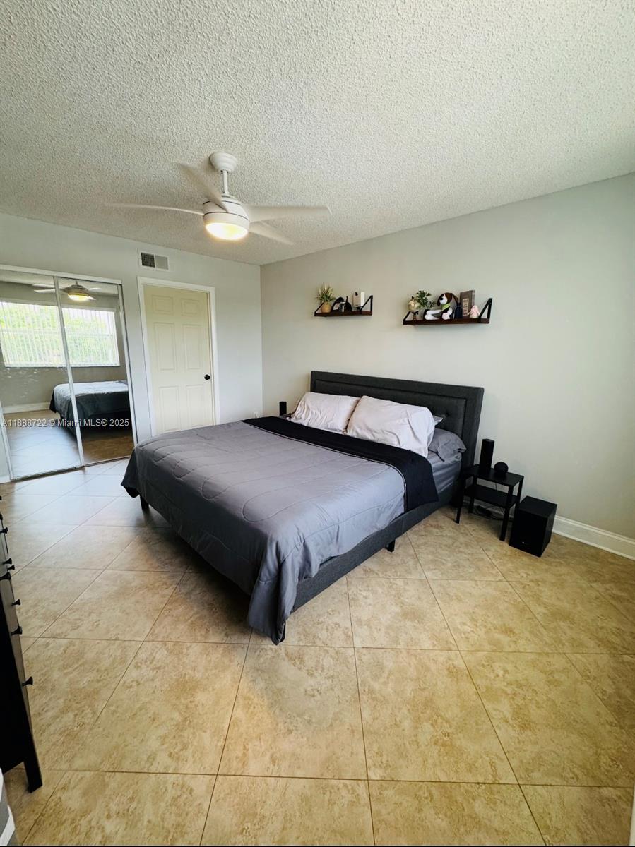 EDGEWATER CONDO - Residential Lease