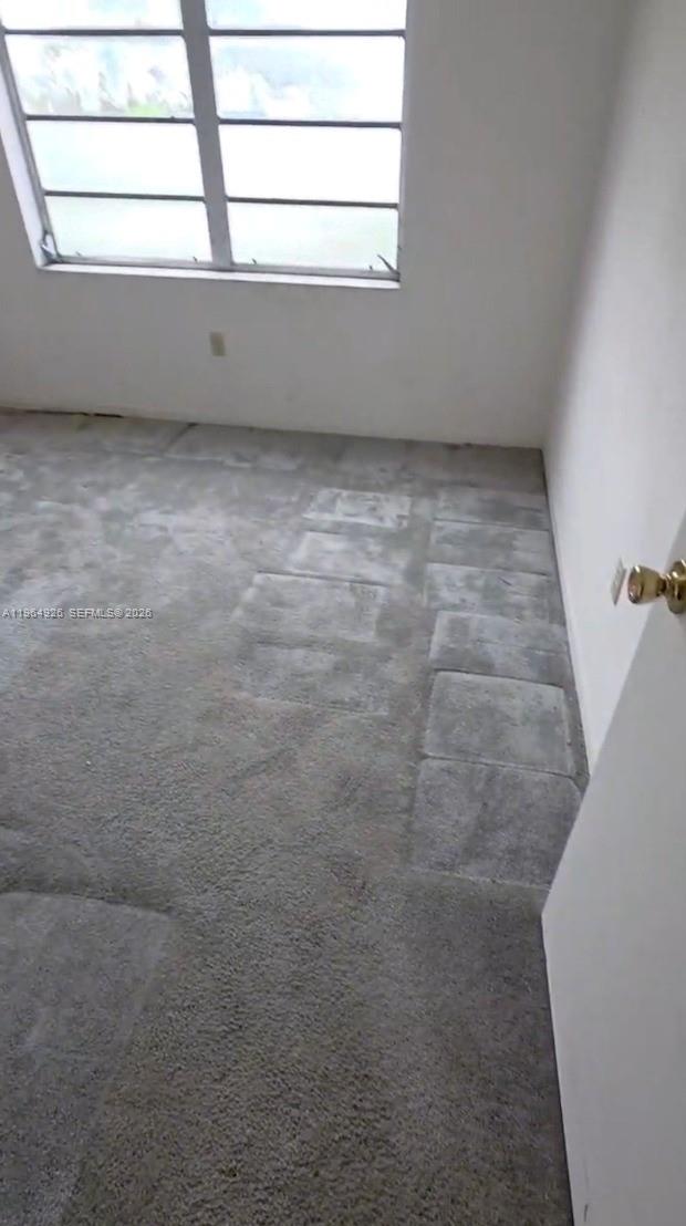 HERITAGE SQUARE CONDO - Residential