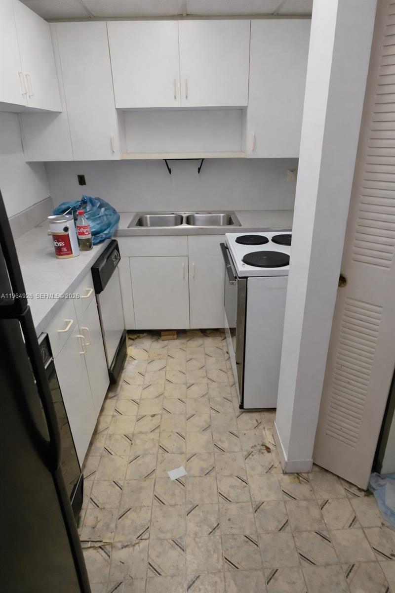 HERITAGE SQUARE CONDO - Residential