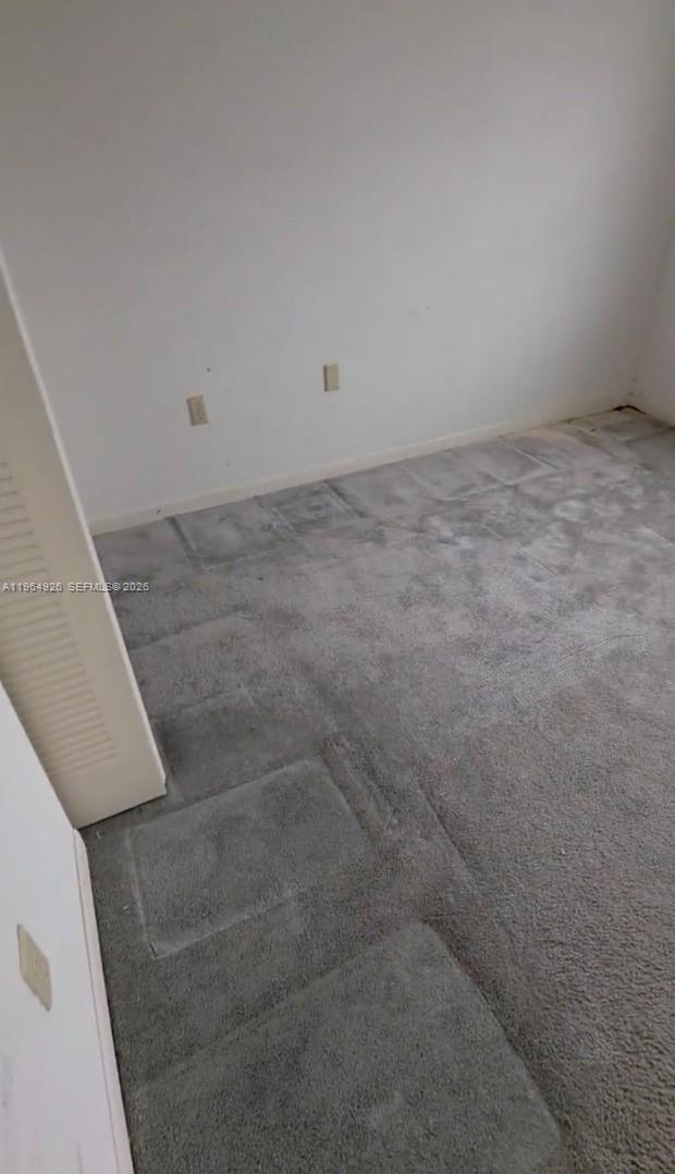 HERITAGE SQUARE CONDO - Residential