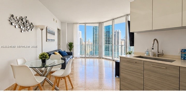 1300 Brickell Bay Dr