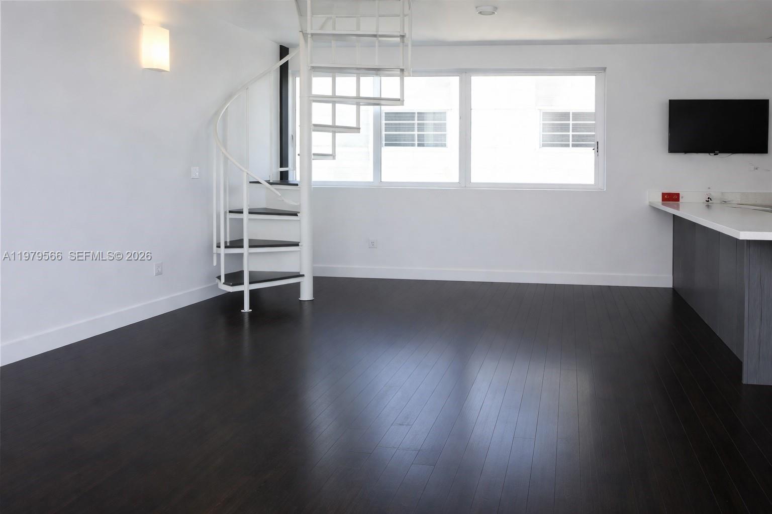 MERIDIAN 5 CONDO - Residential Lease