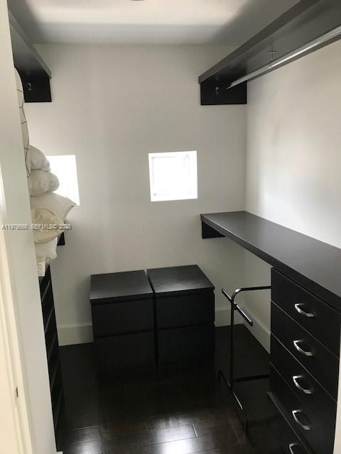 MERIDIAN 5 CONDO - Residential Lease