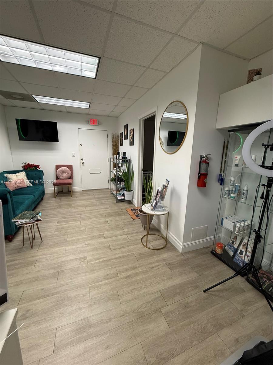 717 Ponce De Leon Blvd 206