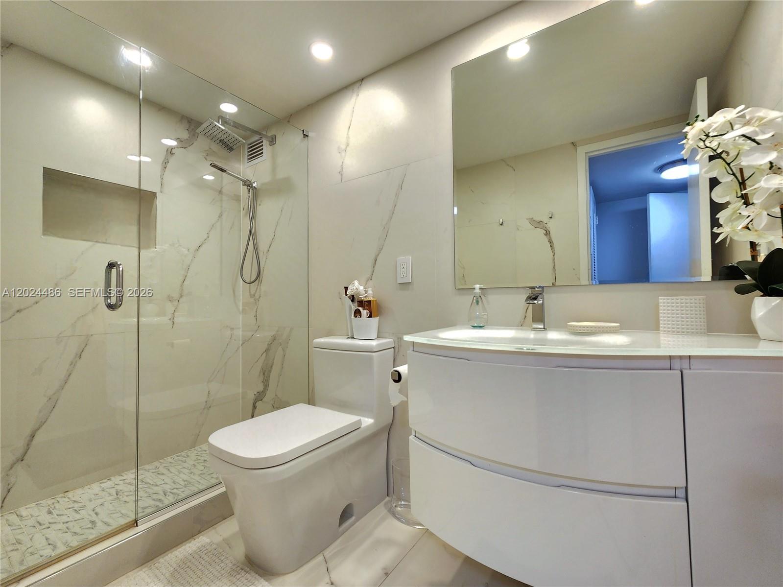 PARKER PLAZA CONDO ESTATE - Residential Lease