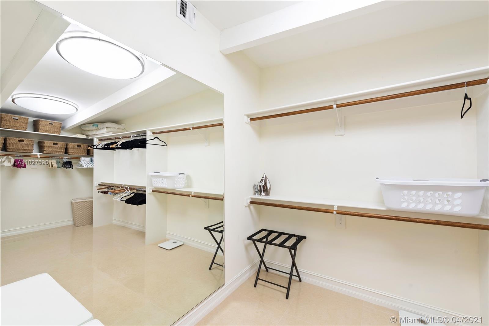 HARBOR BEACH - Residential