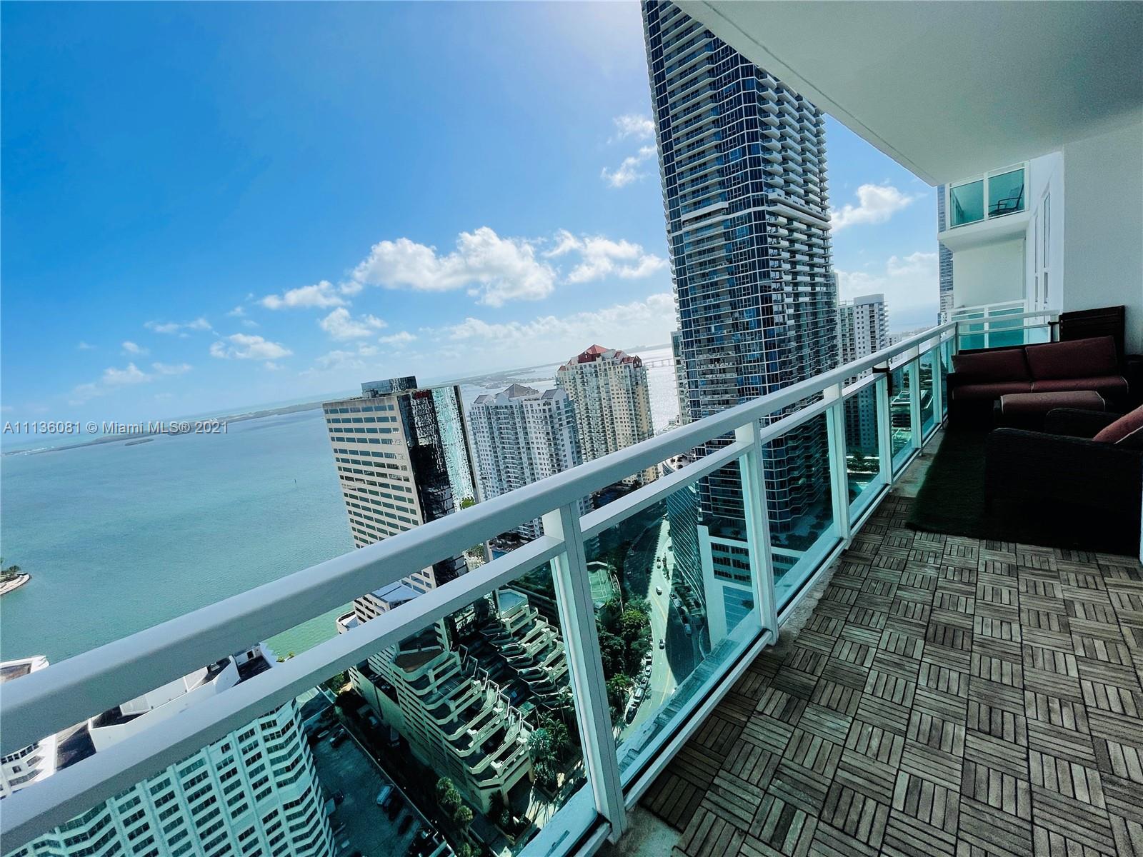 THE PLAZA 901 BRICKELL CO - Residential Lease