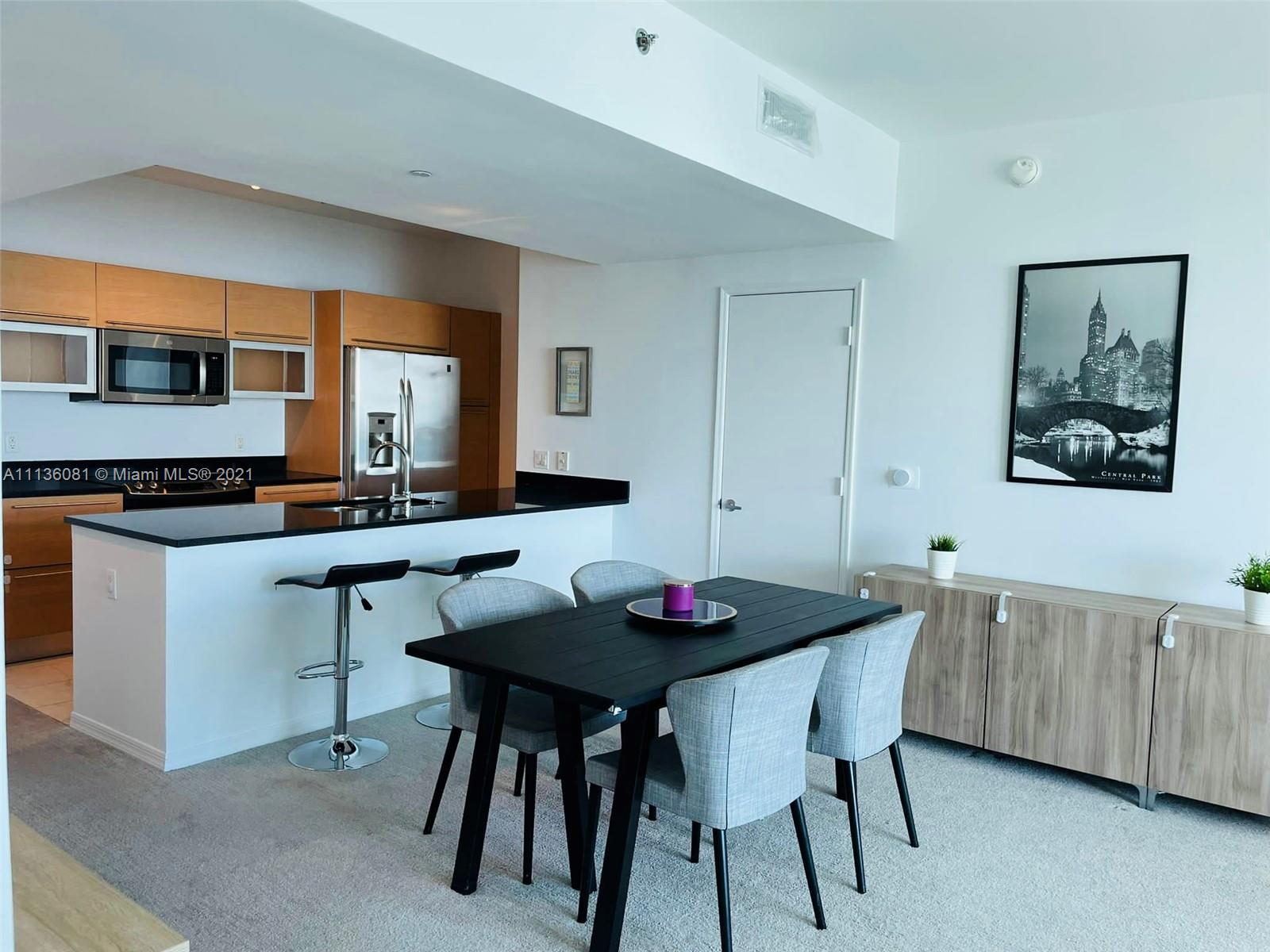 THE PLAZA 901 BRICKELL CO - Residential Lease